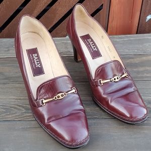 Bally Women's Pumps Size 8.5 in Burgundy.  Made in Italy. GPWC.